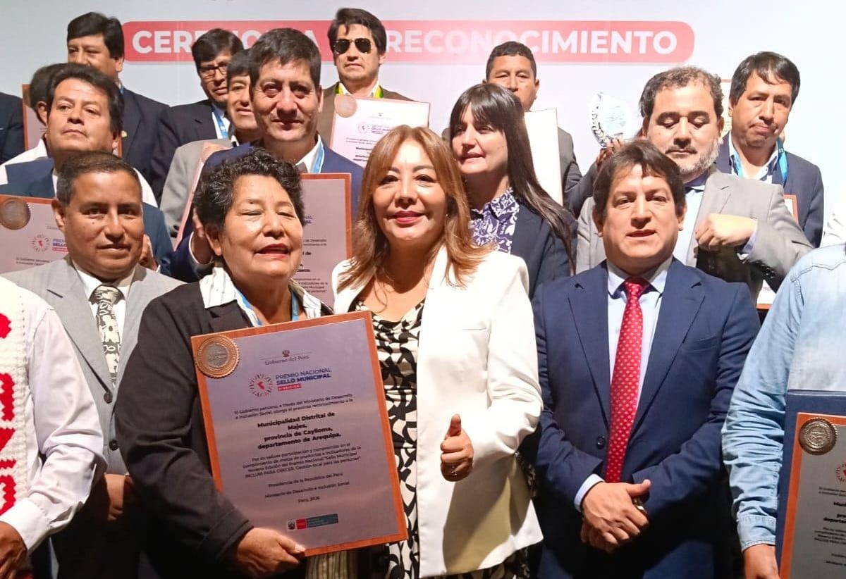 Municipalidades de Arequipa reciben reconocimiento de Sello Municipal por cierre de brechas sociales
