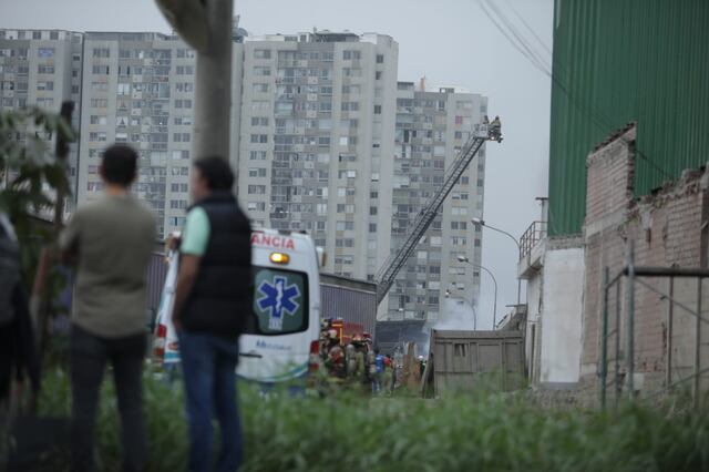 El siniestro se produjo en horas de la mañana de este lunes 26 de junio. Foto: Britanie Arroyo/GEC