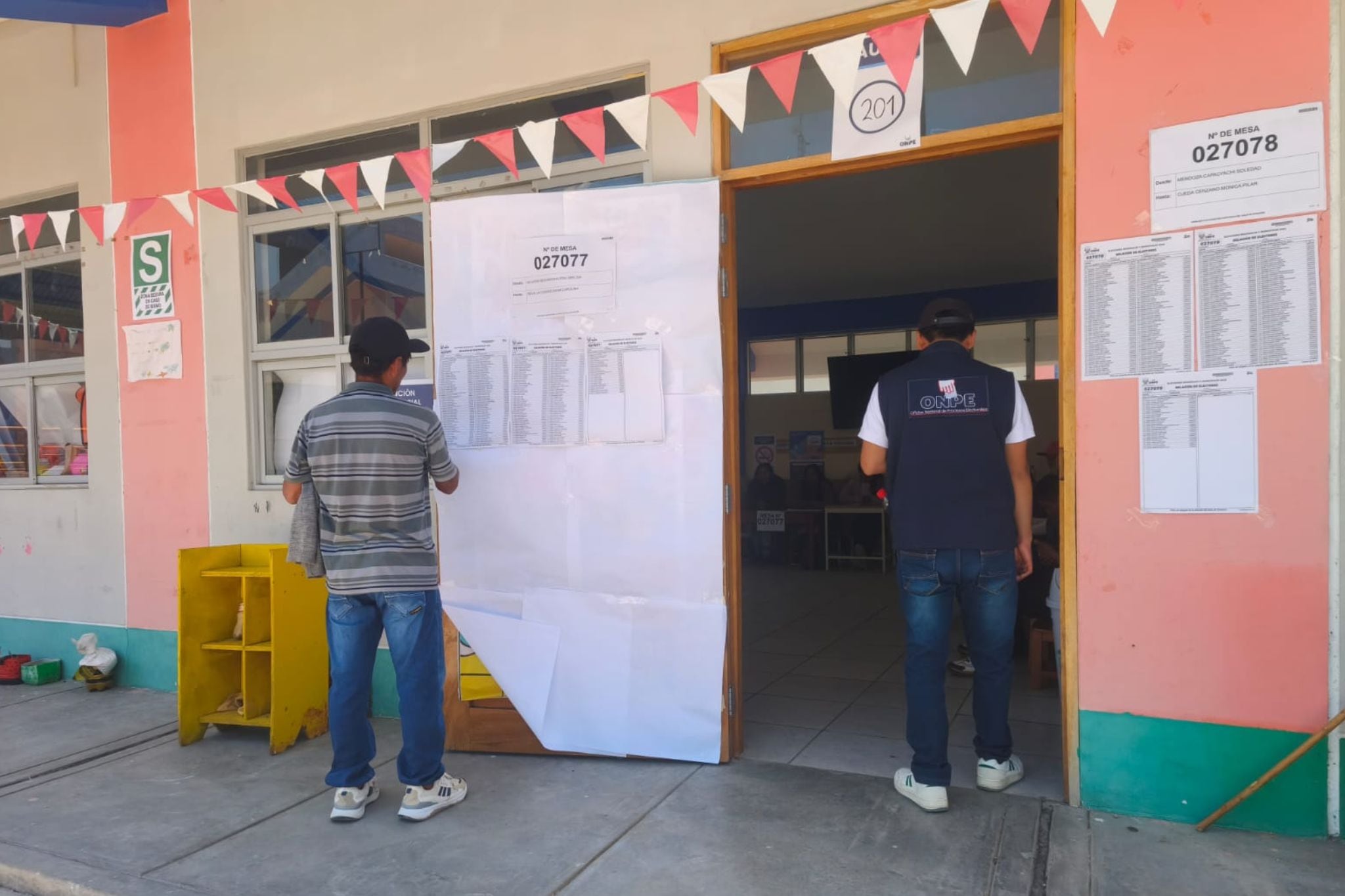 Junín: Población afectada por los sismos vota con desconfianza por promesas incumplidas