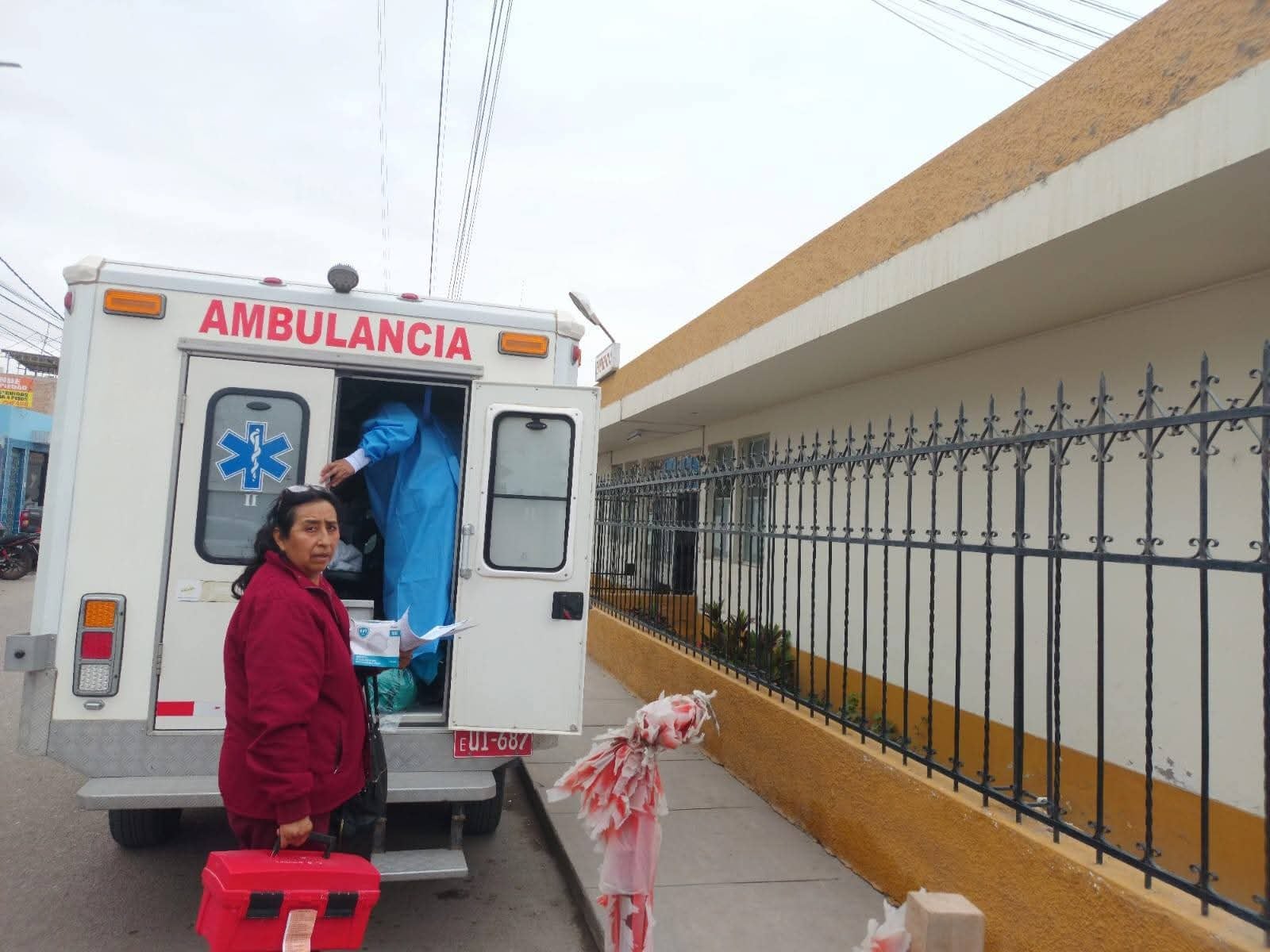 Madre e hijo llegaron al hospital de Camaná. Foto: GEC.