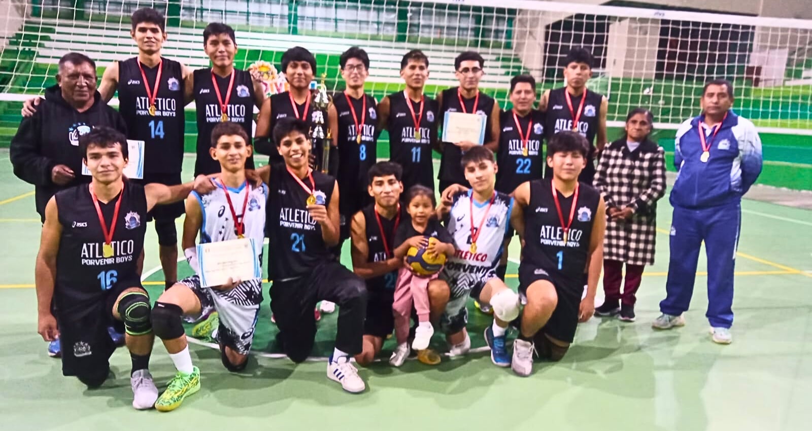 Atlético Porvenir Boys se coronó campeón del vóley Mayores Akira Kato en Arequipa. Foto: Liga de Vóley Arequipa.