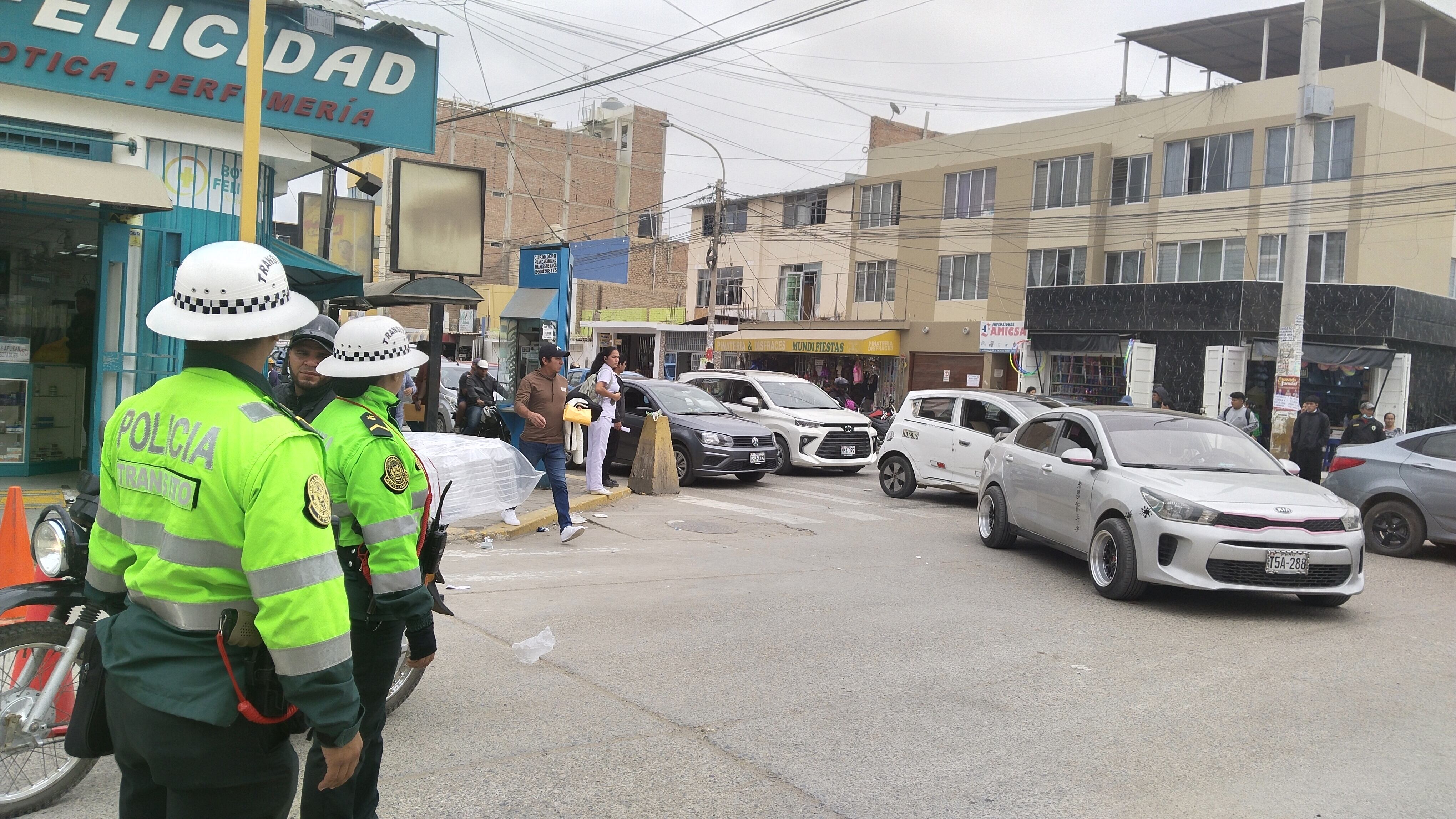 Cobros indebidos se realizarían con el apoyo de la Policía de Tránsito de Chiclayo.