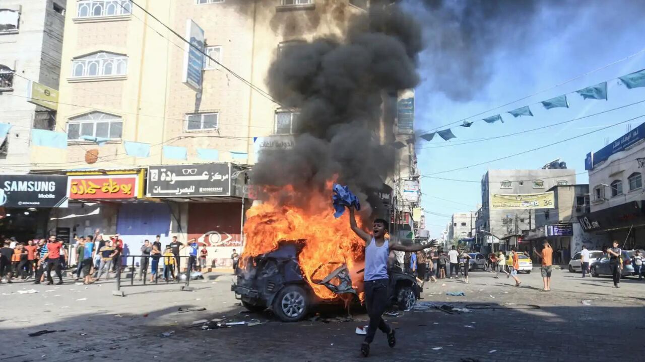 Israel declara estado de guerra tras ataque sorpresa desde la franja Gaza.