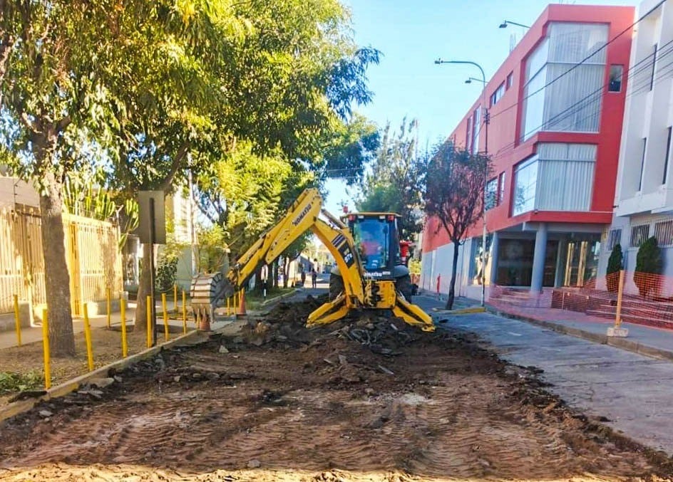 Cierre de la calle Fernández Dávila en Arequipa por mejoramiento