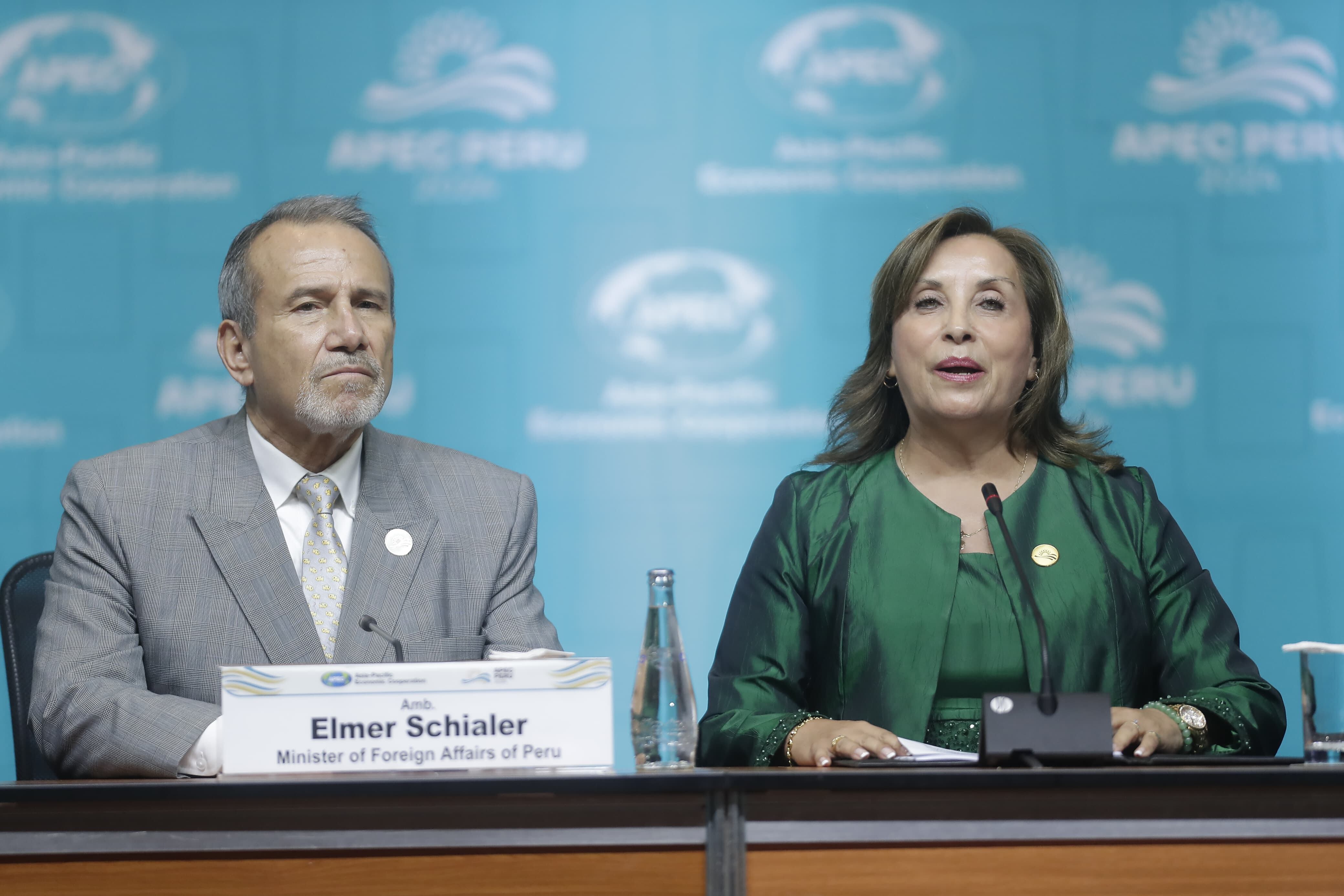 “Quiero agradecer de manera especial al pueblo peruano por su compromiso, seriedad y patriotismo a lo largo de esta semana de líderes de APEC”, expresó Dina Boluarte.