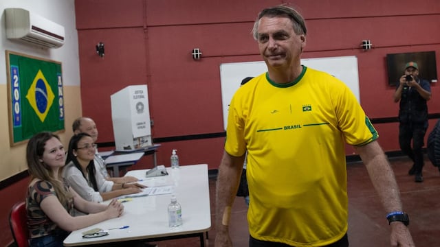 Jair Bolsonaro señala que hay “voluntad de cambio”, pero confía en la segunda vuelta