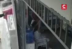 Sicario asesina a hombre en tienda de colchones en Comas (VIDEO)