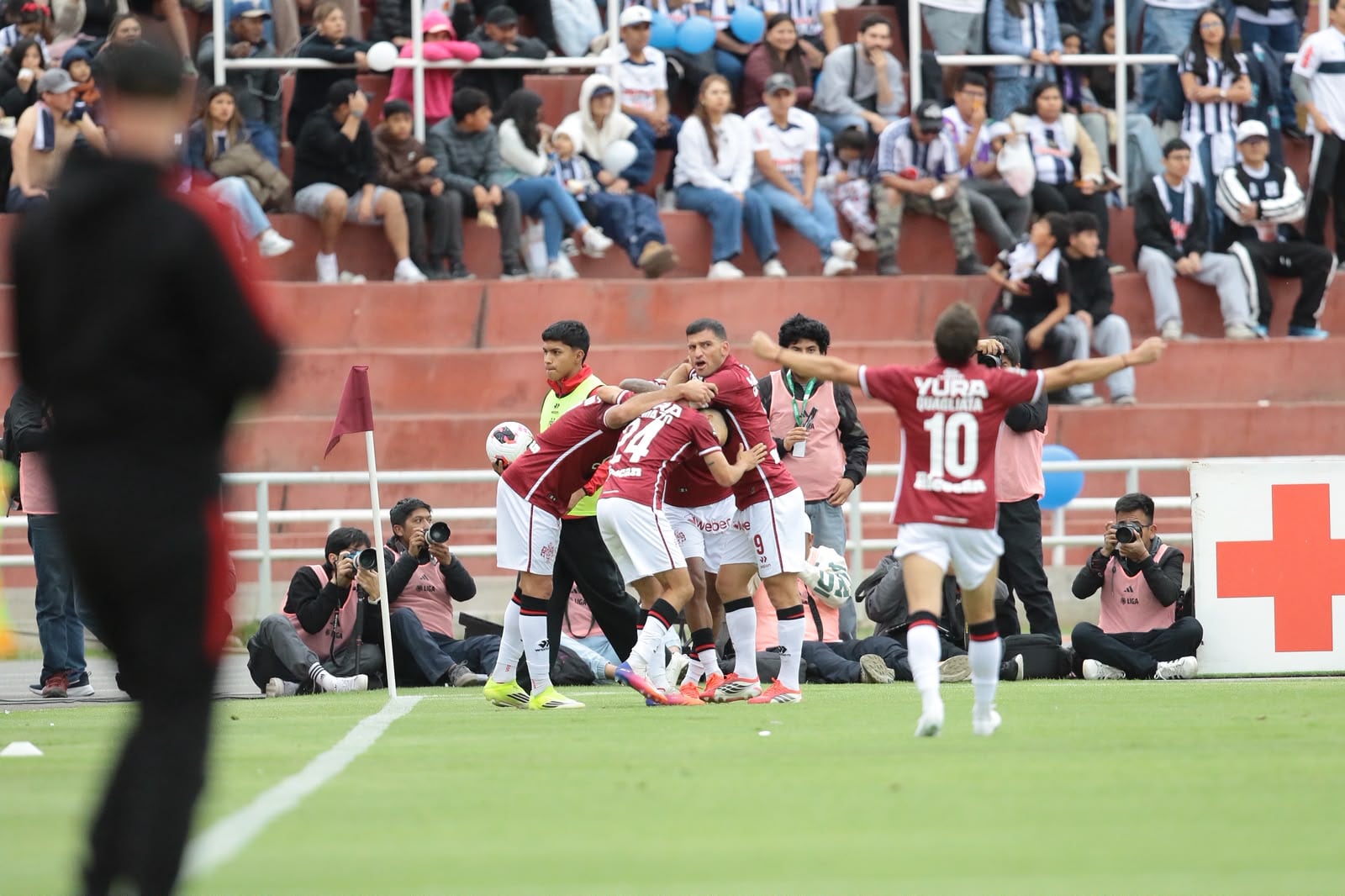 Festejo de rojinegros. FBC Melgar 1-1 Alianza Lima, por la sexta fecha del Torneo Clausura de la Liga 1 2026. (Foto: Omar Cruz/@photo.gec)