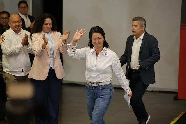 Keiko Fujimori se pronuncia tras conteo rápido y promete respetar la voluntad popular (Fotos: Hugo Pérez/GEC)