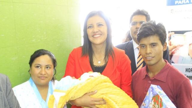 Arequipa: "Dereck" fue el primer bebé arequipeño en nacer 