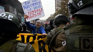 Chile: Estudiantes protestan contra el gobierno del presidente Kast y sus recortes presupuestarios