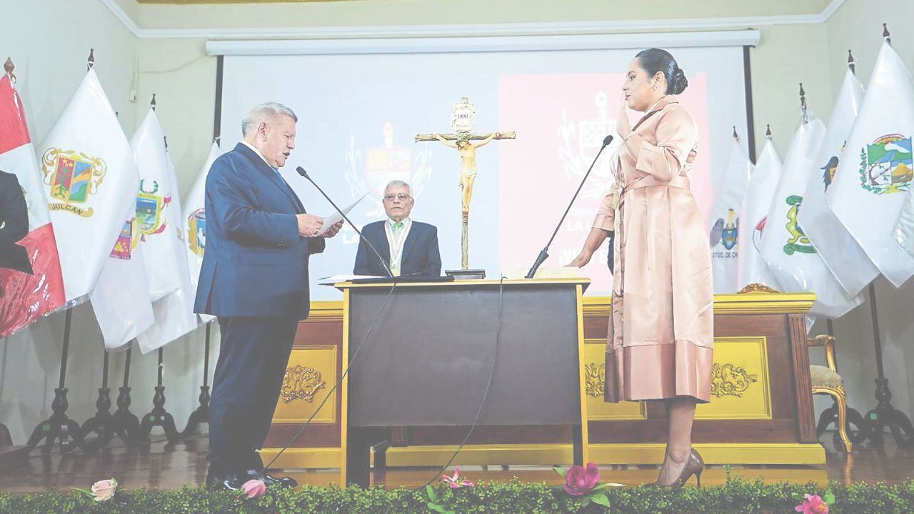 La flamante consejera delegada, Lorena Carranza, exhortó a sus colegas a presentar, como mínimo, dos ordenanzas regionales cada seis meses.