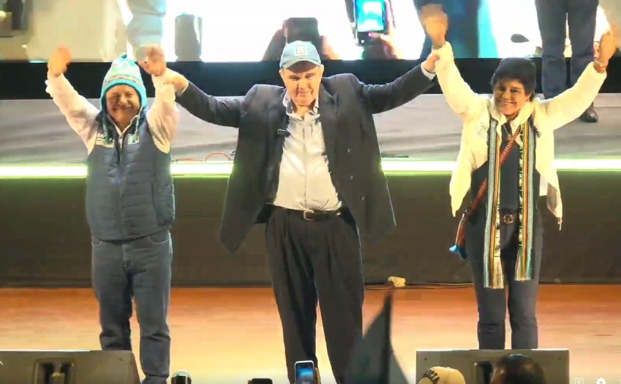 Rafael López Aliaga entre promesas y exabruptos en Arequipa. Foto: Captura de pantalla RP.