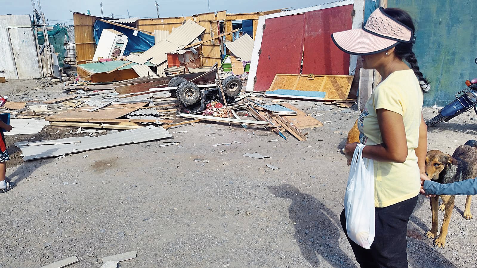 Viviendas terminaron aplastadas por camión en Chaparra, en Caravelí. Foto: GEC.