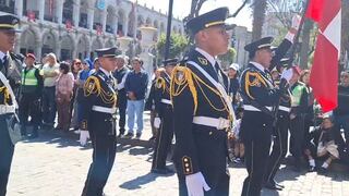 Escolares muestran respeto por Arequipa en desfile (VIDEO)