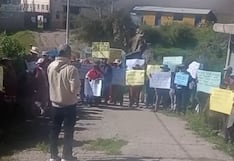 Estudiantes de Andagua no inician labores por falta de aulas y retiro de auxiliar
