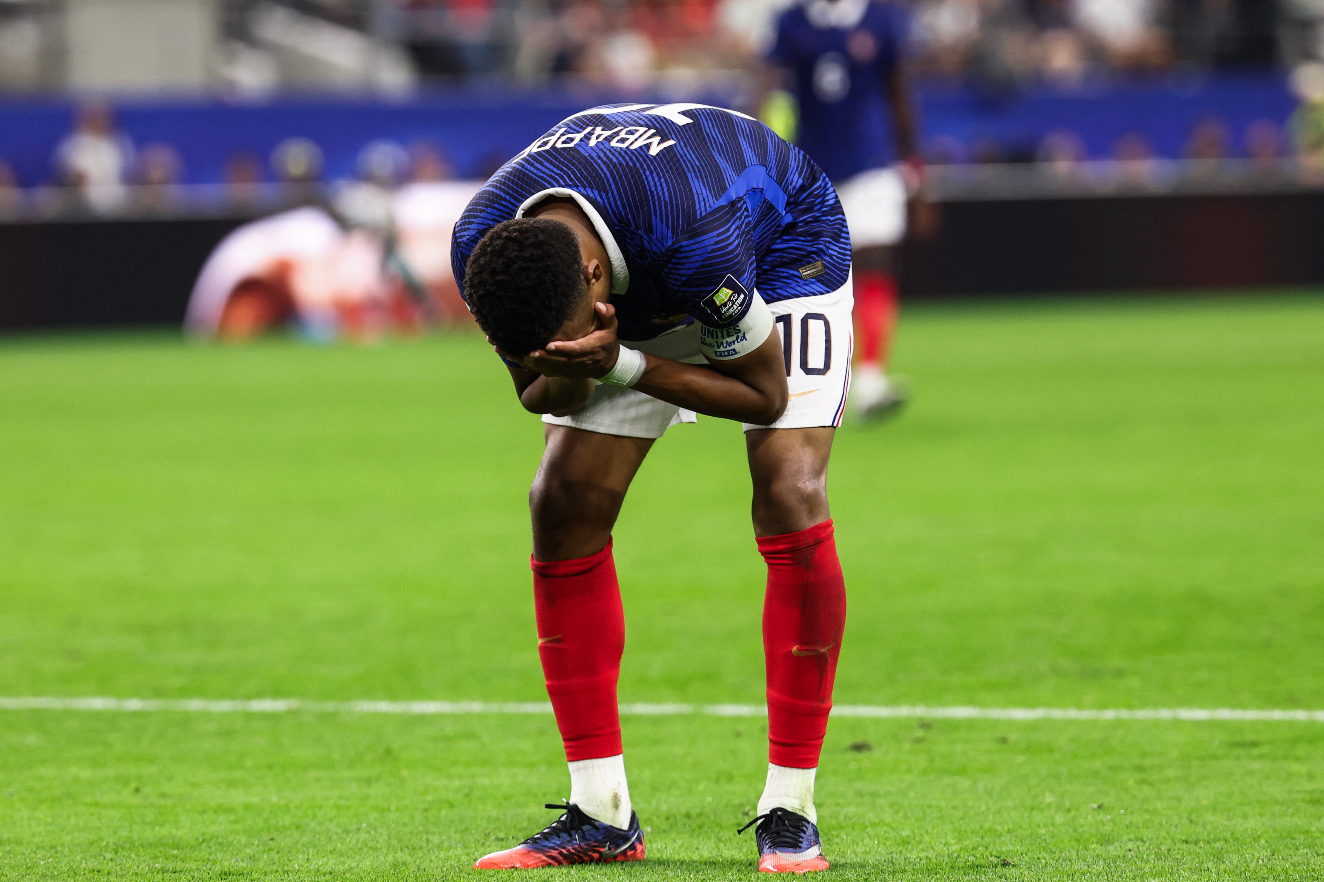 Kylian Mbappé queda fuera del Mundial 2026 tras la eliminatoria de Francia. (Photo by FRANCK FIFE / AFP)