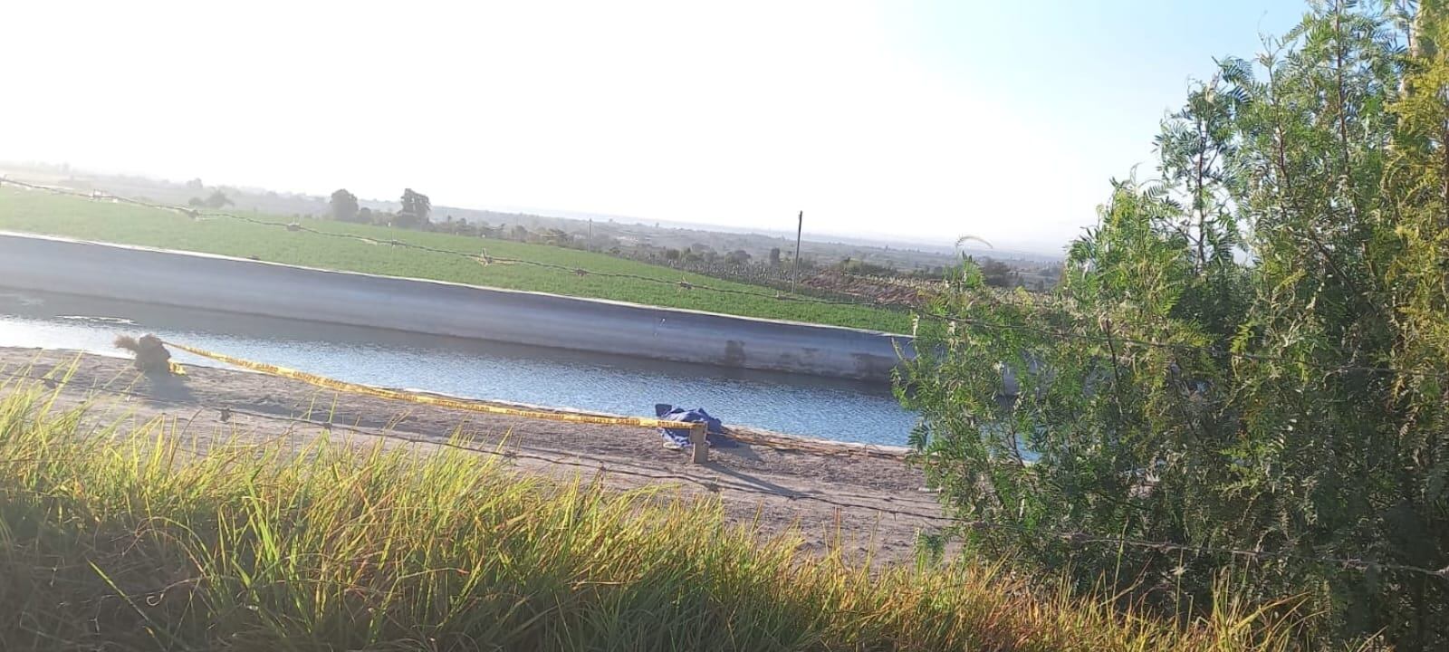 Cuerpo fue rescato de estanque de agua en La Joya. (Foto: Difusión)