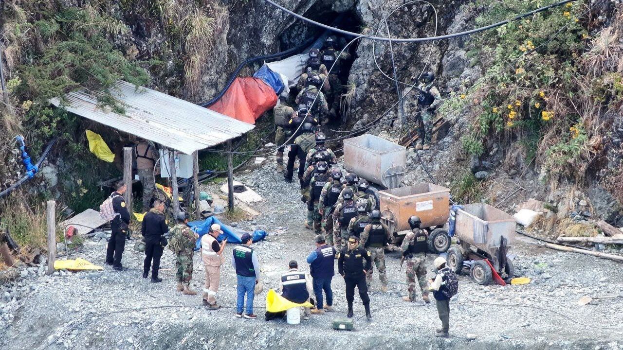 Comando Unificado de Pataz clausuró bocaminas y socavones ilegales. Además, destruyó maquinaria.