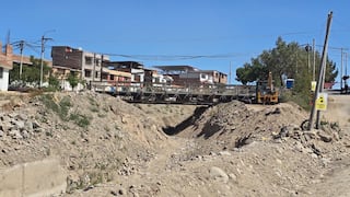 Arequipa: De tres puentes colapsados en Cayma uno tiene estructura provisional