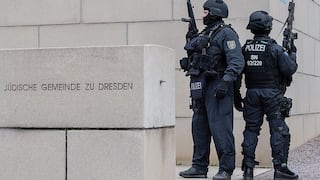 Alemania: Hombre ataca una sinagoga y causa dos muertos (VIDEOS)