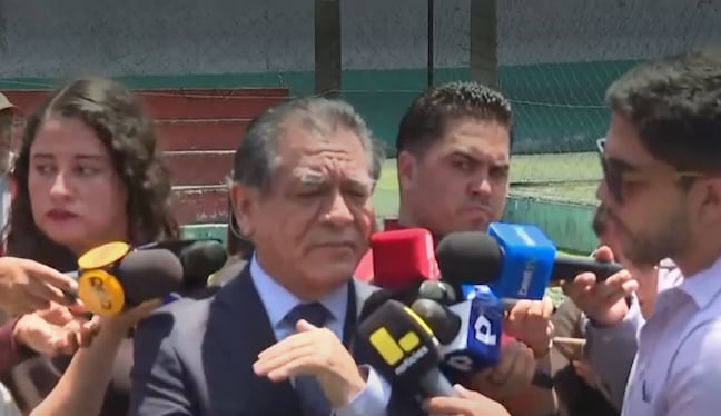 El ministro de Educación indicó que la propuesta será prepublicada antes de aprobarse definitivamente. También anunció el adelanto del cierre del año escolar en zonas expuestas a El Niño. (Captura de imagen: Canal N)