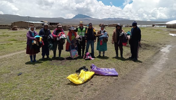 Ayuda humanitaria recibieron los pobladores arequipeños. (Foto: Difusión)