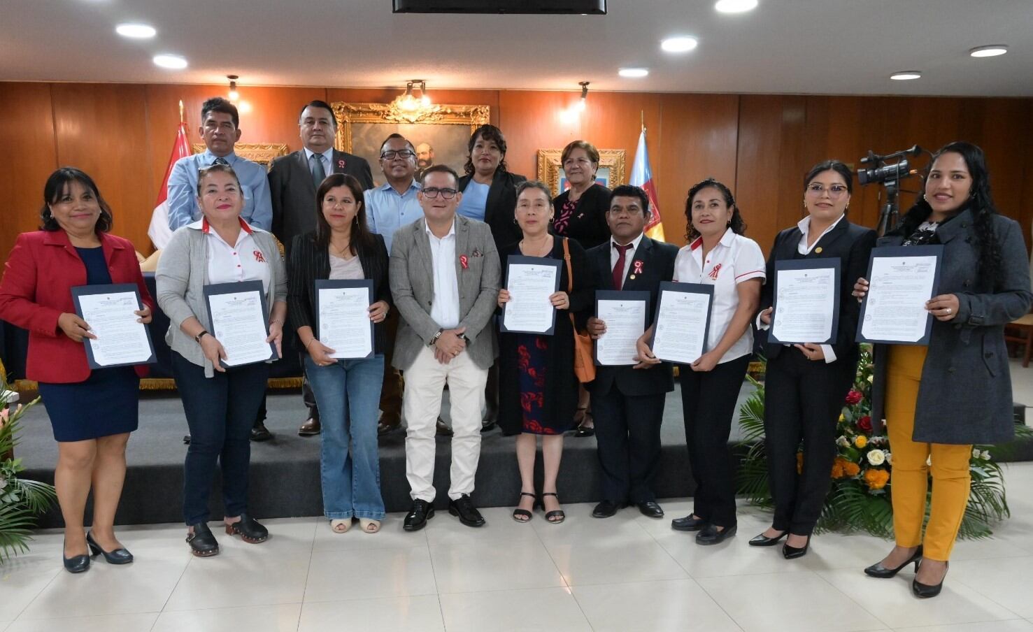 Municipalidades rinden homenaje a los forjadores del mañana haciendo hombres de bien.