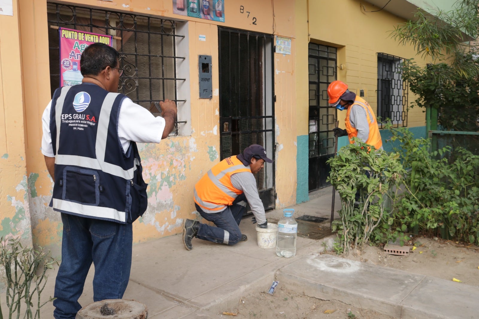 Cortan el servicio de desagüe.
