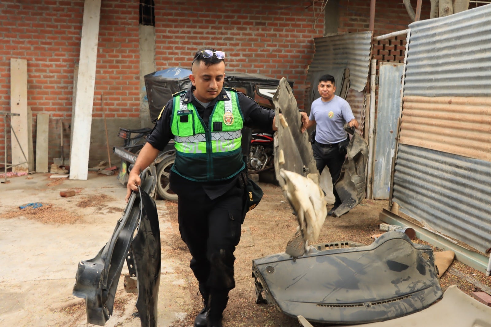 Hallan vehículos robados en Castilla.