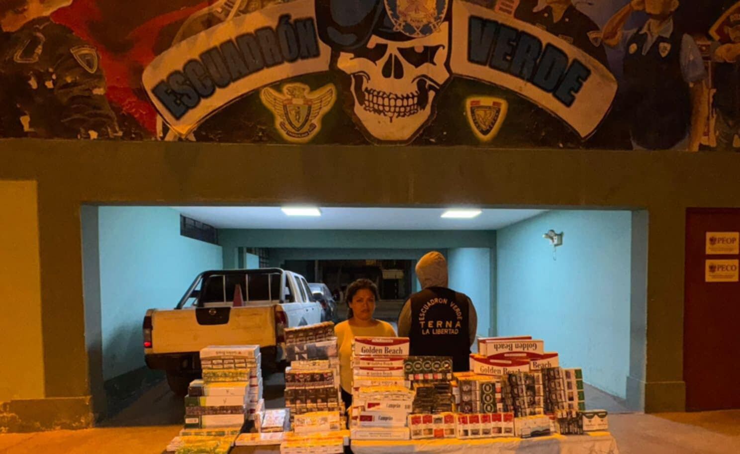 La mercancía fue hallada en la intersección de la av. César Vallejo con la av. Eguren, en Trujillo. Una mujer fue detenida.