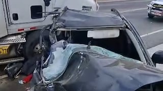 Dos muertos y tres graves en choque en ruta Canta - Huayllay