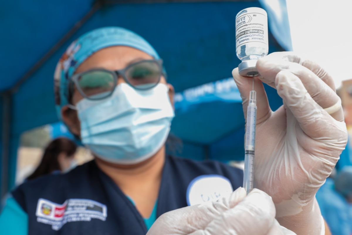 El Minsa recordó que la vacunación es gratuita y forma parte de la estrategia de prevención frente a la influenza estacional. (Foto: Andina)