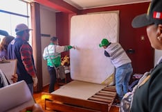 Hallan colchones con manchas y presunta sangre en hostales de Huancayo