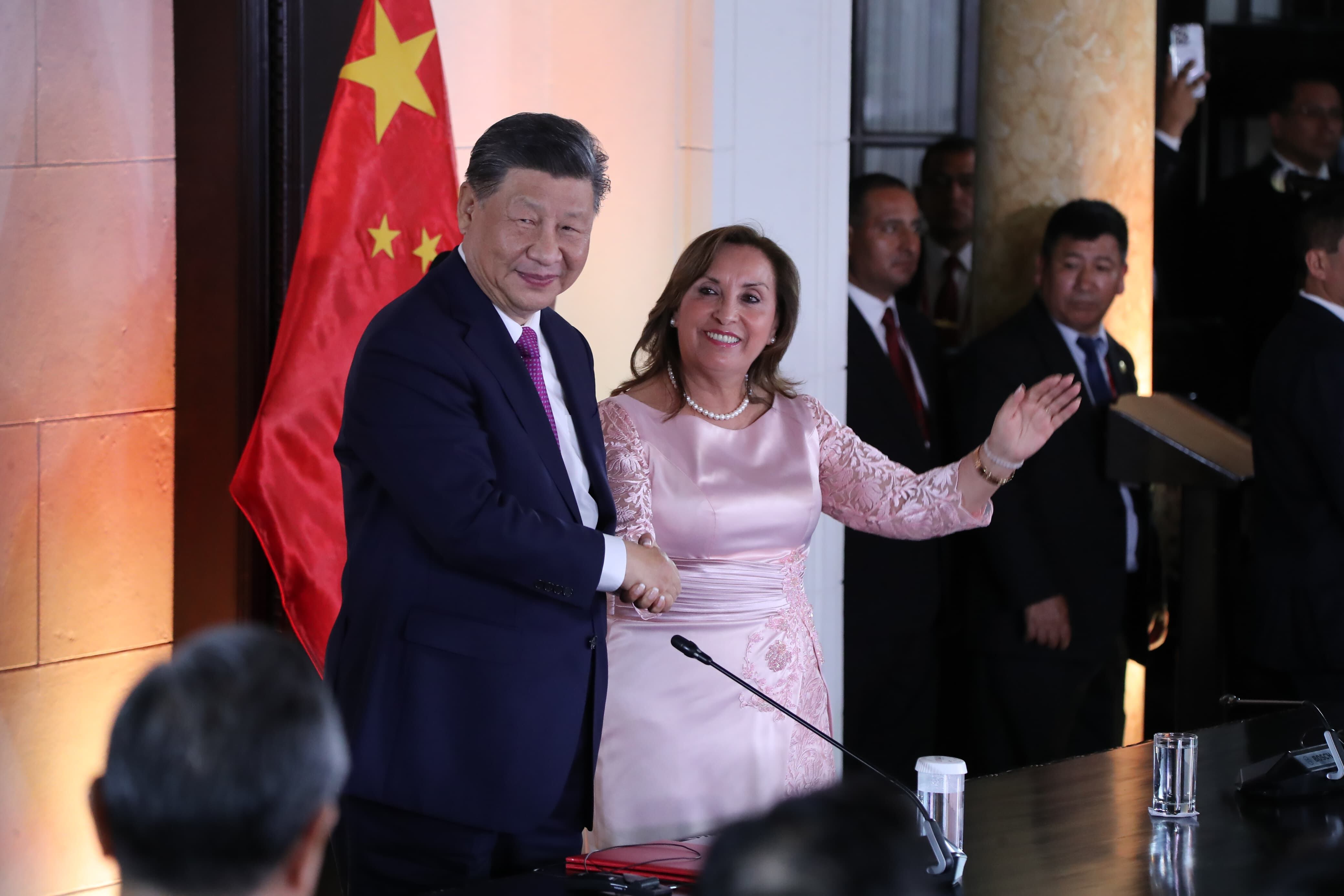 Durante la ceremonia en Palacio, se firmaron 22 acuerdos bilaterales entre China y Perú. (Foto: Antonio Melgarejo/GEC)