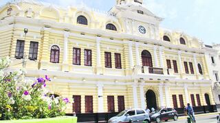 Chiclayo: asaltan y hieren a trabajador municipal para robar S/14 mil en garaje edil