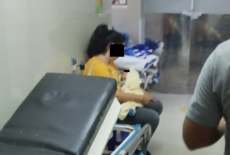 Recién nacido herido es víctima de calles en mal estado en la ciudad de Chiclayo.