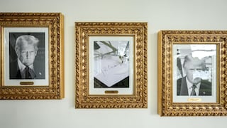 Donald Trump coloca firma de ‘autopen’ en lugar del retrato de Biden en galería de la Casa Blanca