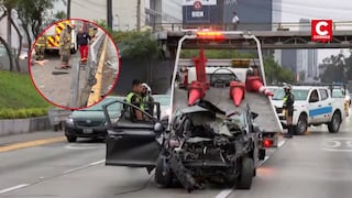 Pareja resulta herida luego de que su auto se despistara en la Vía Expresa: conductor se habría quedado dormido
