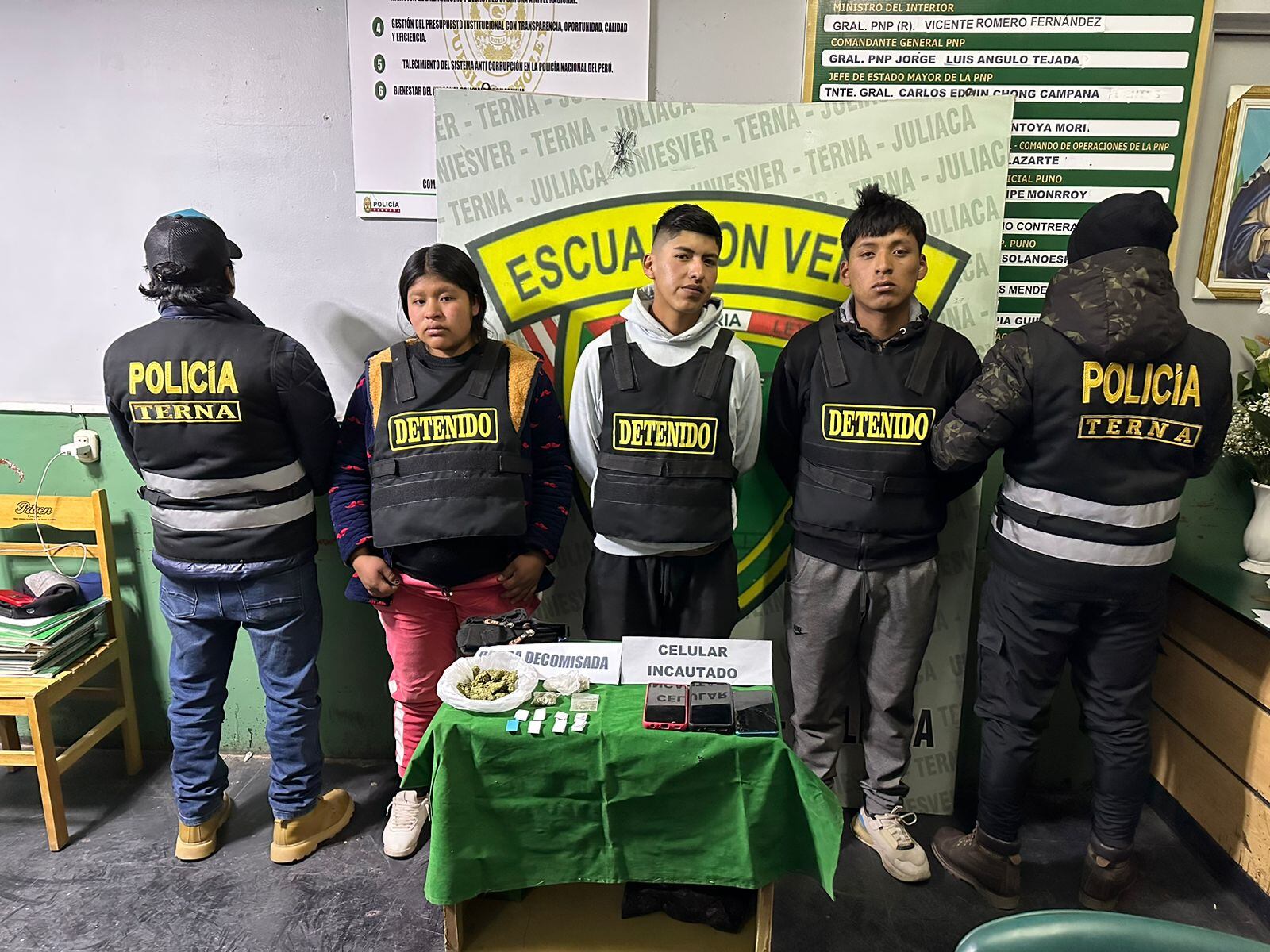 Detienen a microcomercializadores de droga a escolares,