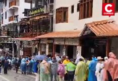 Cusco: Reportan largas filas de turistas en paradero de buses de la ciudad de Machu Picchu (VIDEO)