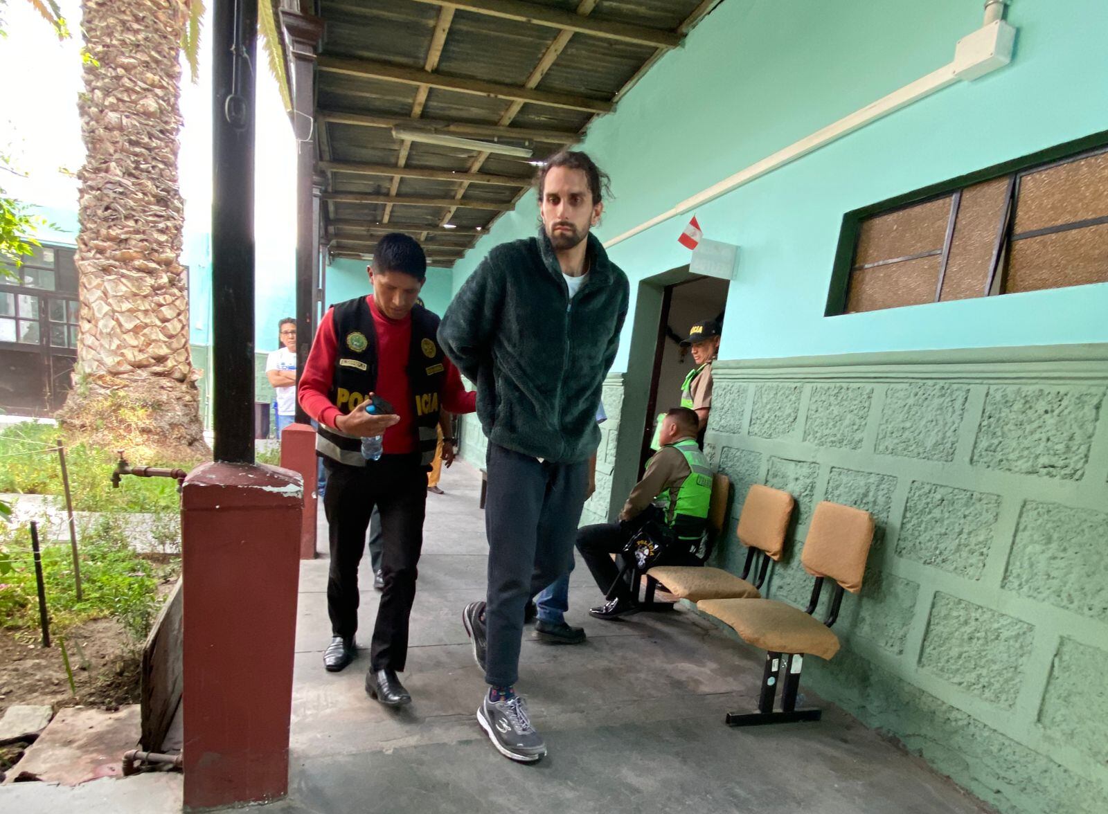 El hombre fue detenido y permanece en la comisaría de Santa Marta. (Foto: Omar Cruz)