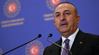 Turquía pide a Estados Unidos que ya no apoye a grupos “terroristas” en Siria