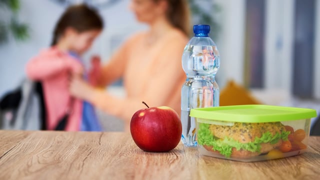 Nutrición: Diez alimentos que no deben faltar en la dieta de los niños