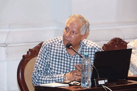 Regidor Luis González: “No se puede tirar la plata en conciertos”