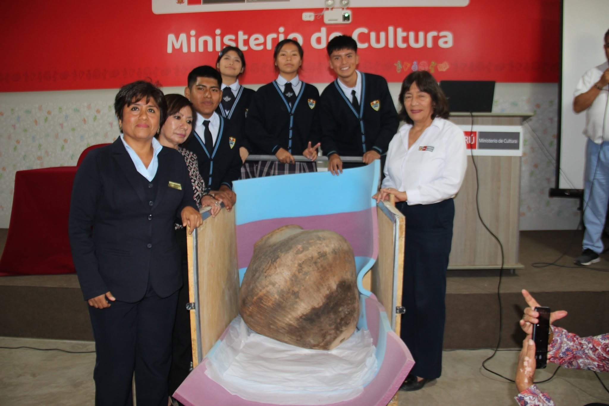 Ica: estudiantes de Salas llevan proyecto sobre patrimonio de Villacurí a Eureka 2026