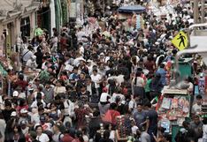 Navidad 2024: Miles de personas acuden a Mesa Redonda para realizar sus compras (FOTOS)