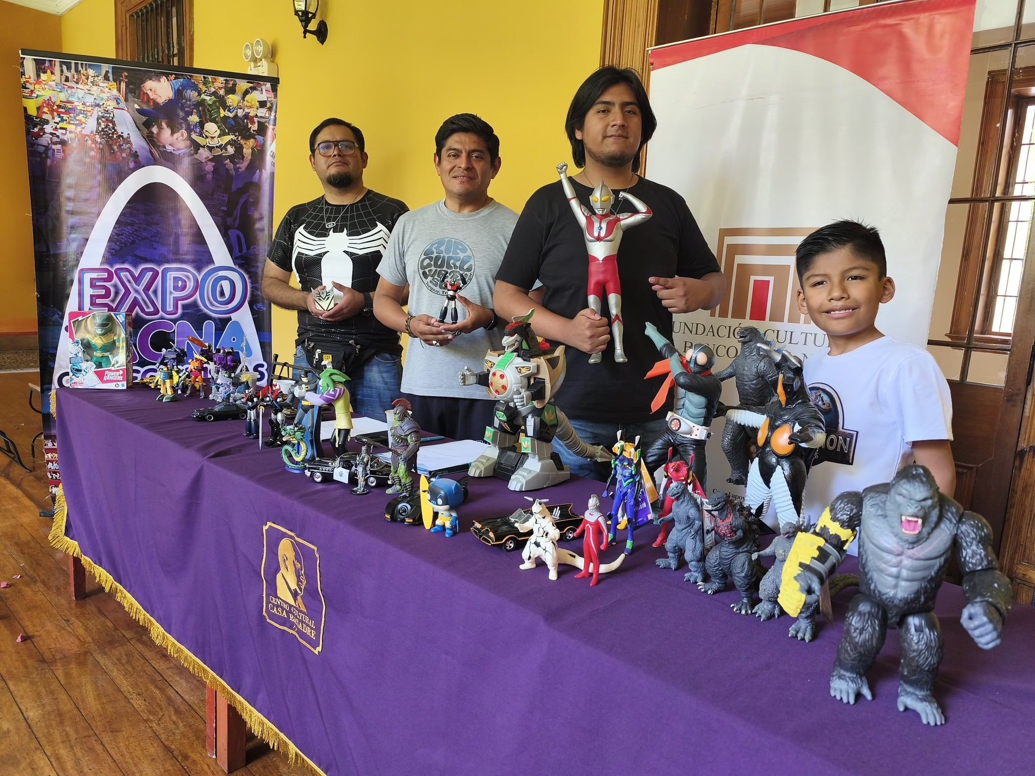 Coleccionistas de Tacna dieron pormenores en conferencia de prensa. (Foto: Difusión)