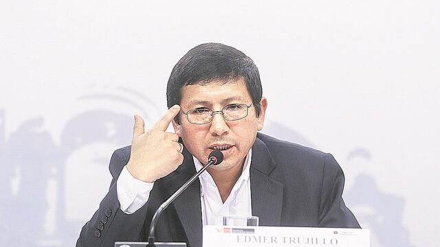 Ministro de Transportes se hace polémica pregunta: "Si salen las empresas del Cl ub, ¿cómo construimos?"