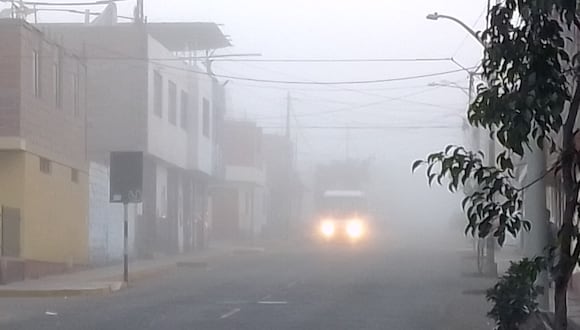 Alto de la Alianza, 6:25 horas, la neblina evidencia el descenso de la temperatura. (Foto: Adrian Apaza)
